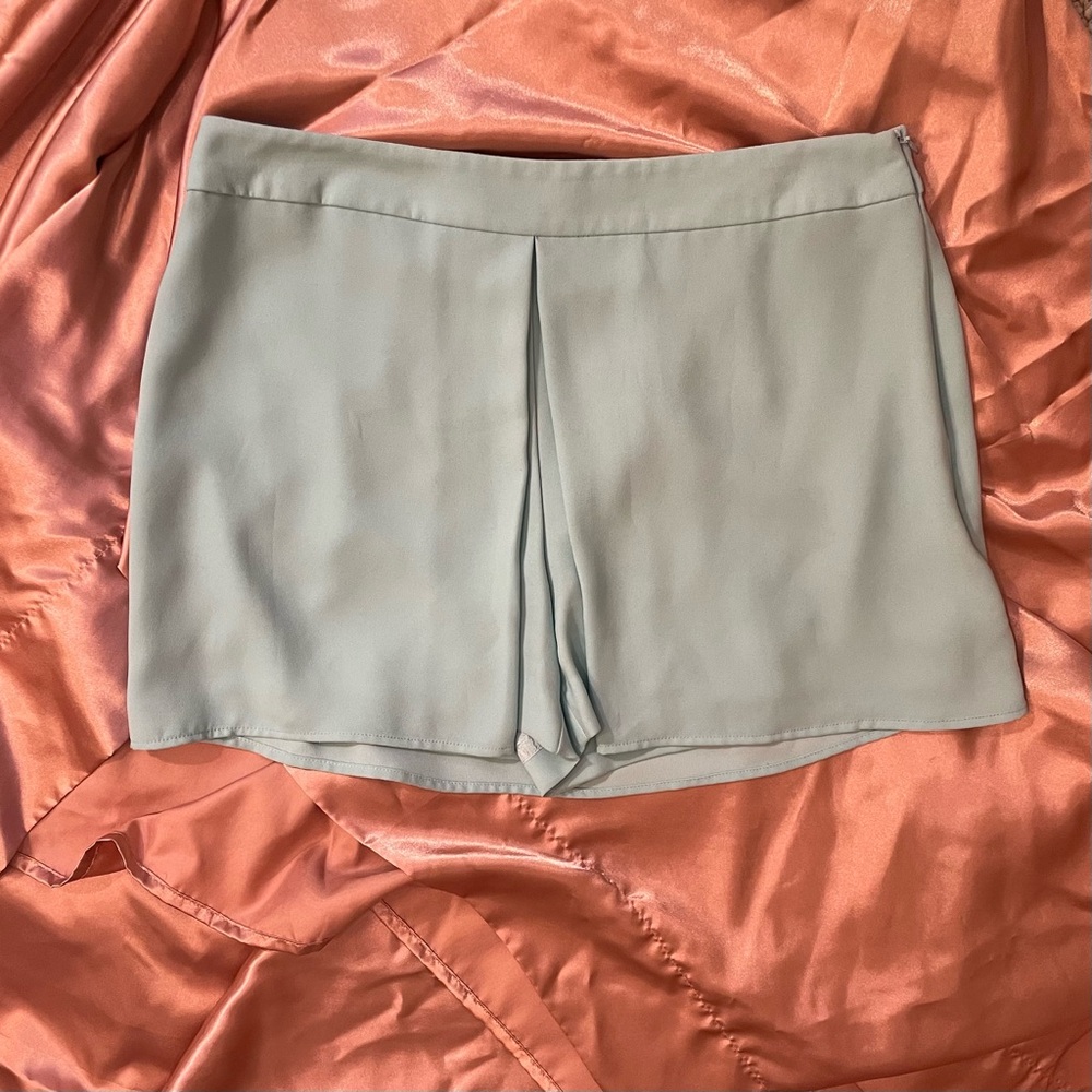 Trina Turk Skort in Ice Blue